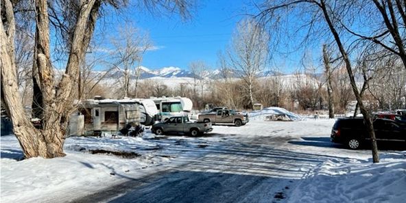 Salmon Retail & RV Park: 609 Riverfront Dr, Salmon, ID 83467